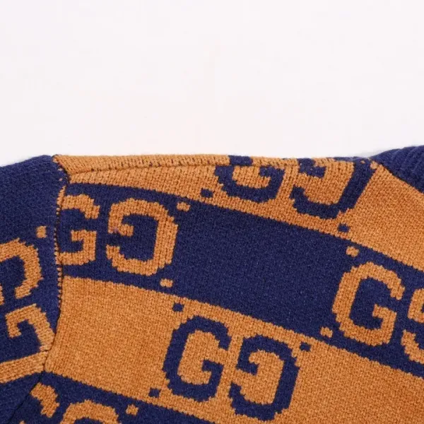 【GUCCI  公式旗艦店】グッチ  セーター好評に付き再入荷！ 241104