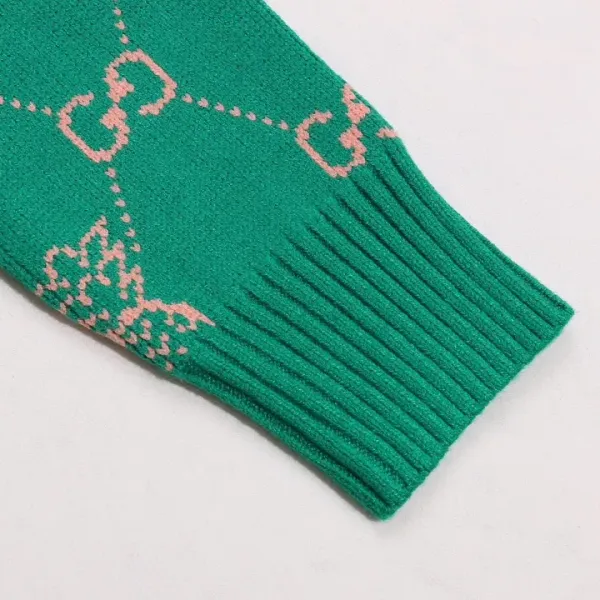 【GUCCI  公式旗艦店】グッチ  セーター好評に付き再入荷！ 241104