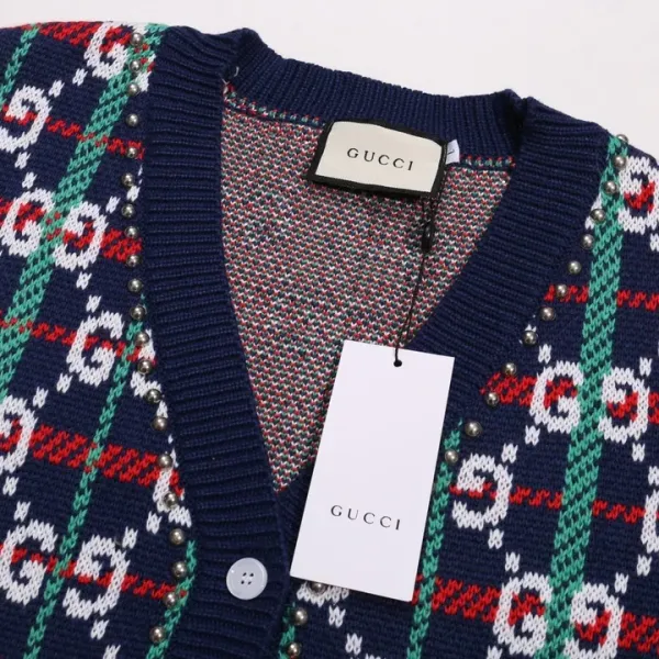 【GUCCI  公式旗艦店】グッチ  セーター好評に付き再入荷！ 241029