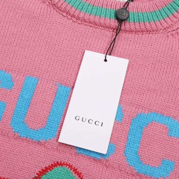 【GUCCI  公式旗艦店】グッチ  セーター好評に付き再入荷！ 241029