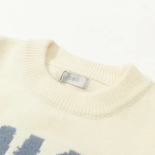【DIOR 公式旗艦店】ディオール  セーター好評に付き再入荷！250108