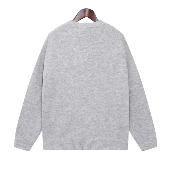 【DIOR 公式旗艦店】ディオール  セーター好評に付き再入荷！ 241031