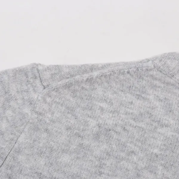 【DIOR 公式旗艦店】ディオール  セーター好評に付き再入荷！ 241031