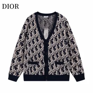 【DIOR 公式旗艦店】ディオール   セーター好評に付き再入荷！ 240929