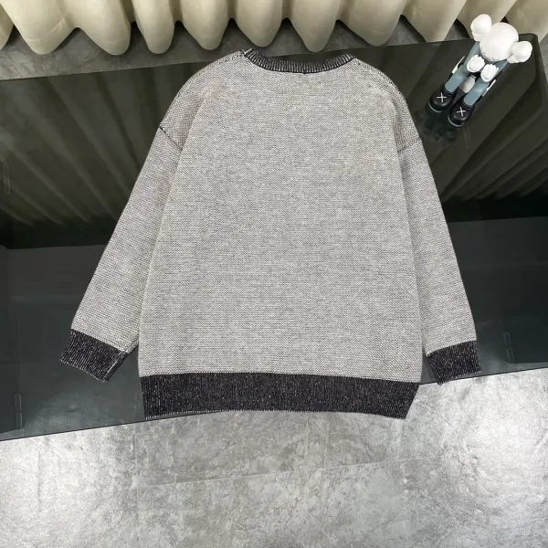 【LOEWE  公式旗艦店】ロエベ  セーター好評に付き再入荷！ 250109