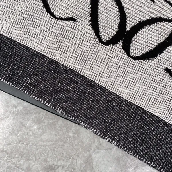 【LOEWE  公式旗艦店】ロエベ  セーター好評に付き再入荷！ 250109