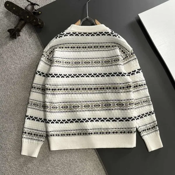【LOEWE  公式旗艦店】ロエベ  ジャケット着 ご好評に付き再入荷！250109