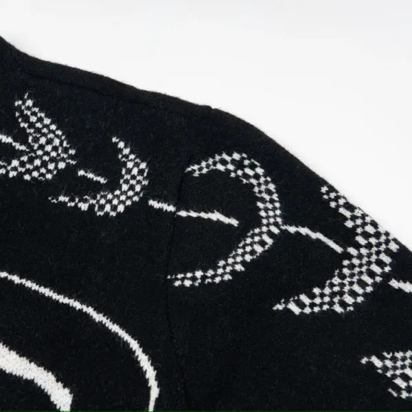 【BURBERRY 公式旗艦店】バーバリー  セーター好評に付き再入荷！241231