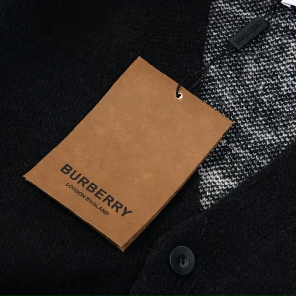 【BURBERRY 公式旗艦店】バーバリー  セーター好評に付き再入荷！241231