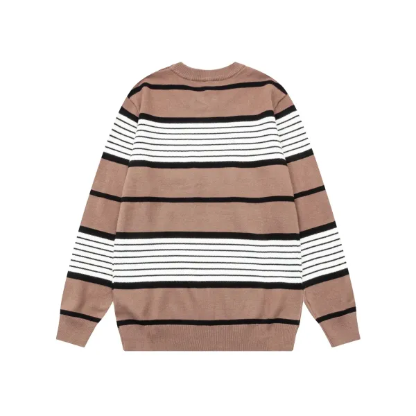 【BURBERRY 公式旗艦店】バーバリー   セーター好評に付き再入荷！ 240930