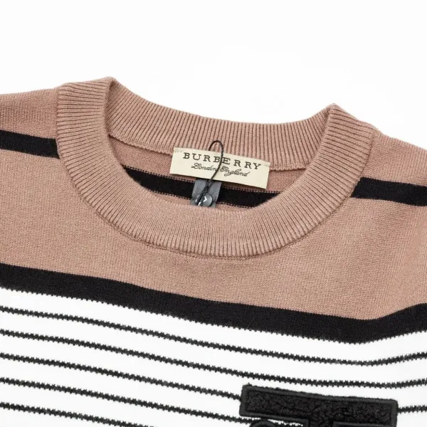 【BURBERRY 公式旗艦店】バーバリー   セーター好評に付き再入荷！ 240930
