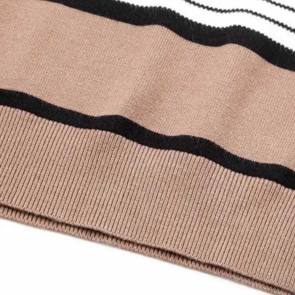 【BURBERRY 公式旗艦店】バーバリー   セーター好評に付き再入荷！ 240930