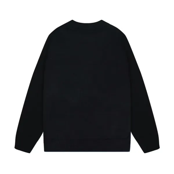 【FENDI 公式旗艦店】フェンディ セーター好評に付き再入荷！ 250109