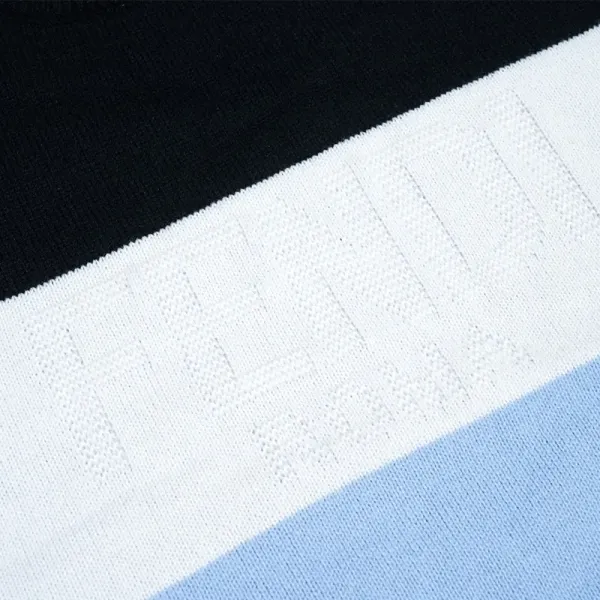 【FENDI 公式旗艦店】フェンディ セーター好評に付き再入荷！ 250109