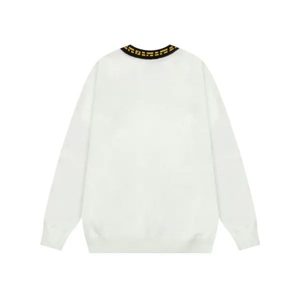 【FENDI 公式旗艦店】フェンディ   セーター好評に付き再入荷！ 240929
