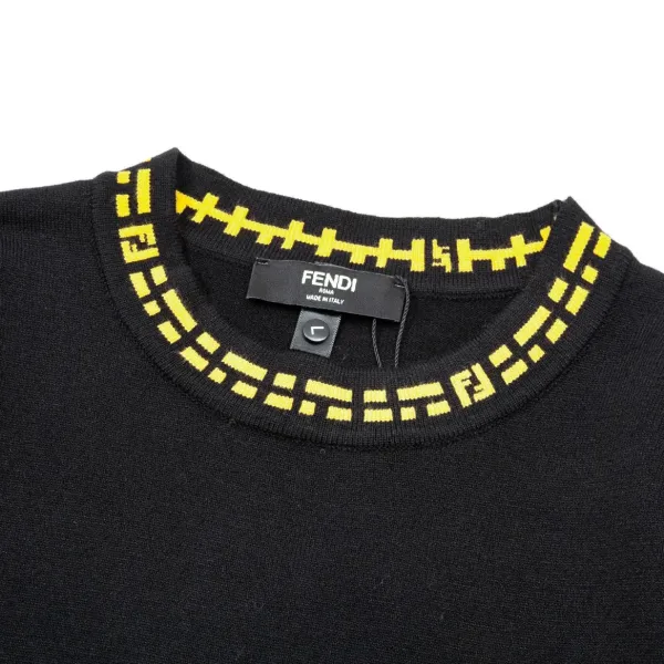 【FENDI 公式旗艦店】フェンディ   セーター好評に付き再入荷！ 240929