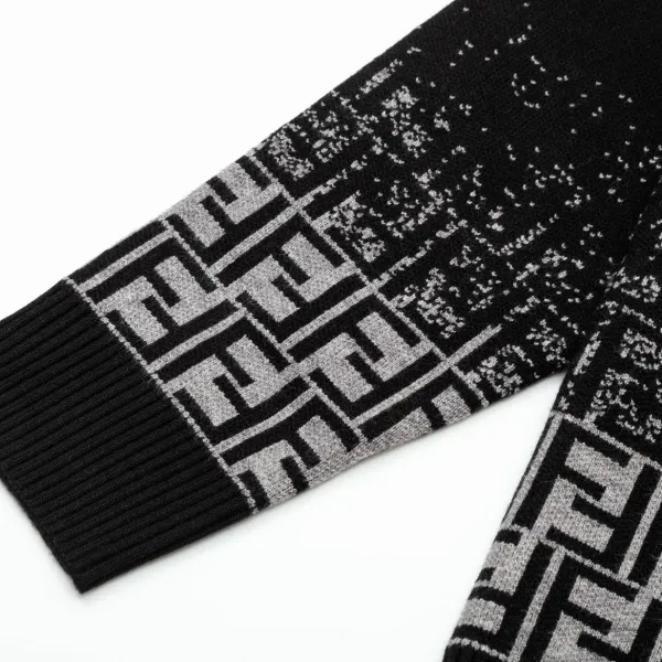 【FENDI 公式旗艦店】フェンディ   セーター好評に付き再入荷！ 240929