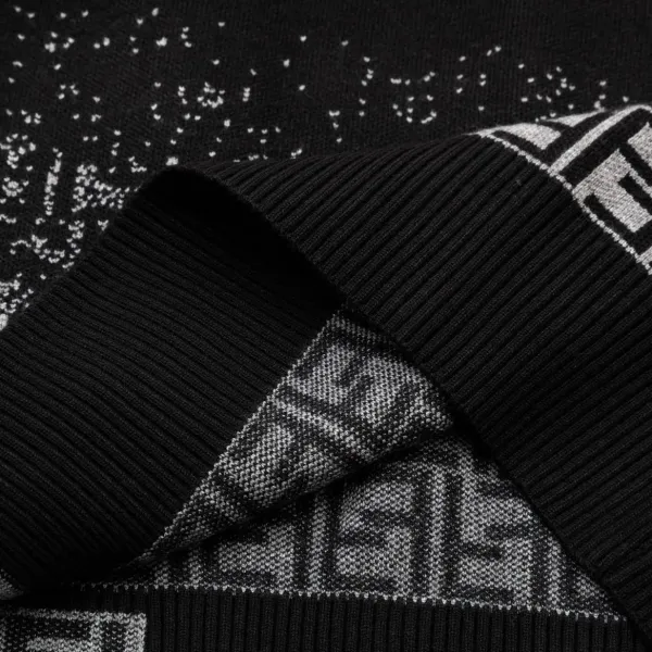 【FENDI 公式旗艦店】フェンディ   セーター好評に付き再入荷！ 240929