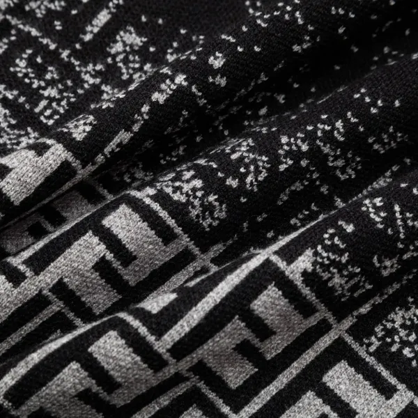 【FENDI 公式旗艦店】フェンディ   セーター好評に付き再入荷！ 240929
