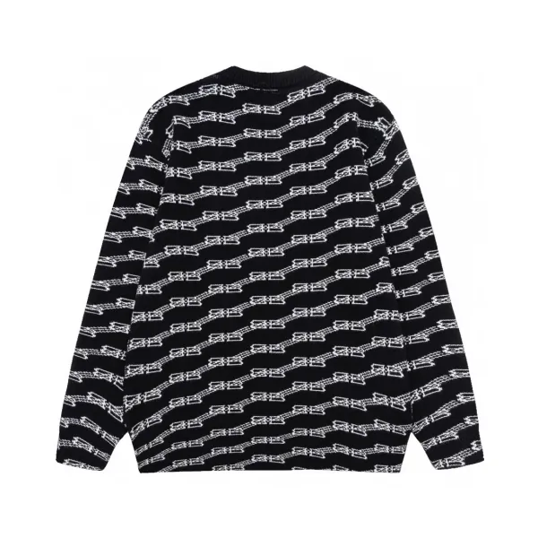 【BALENCIAGA  公式旗艦店】バレンシアガ   セーター好評に付き再入荷！ 250109