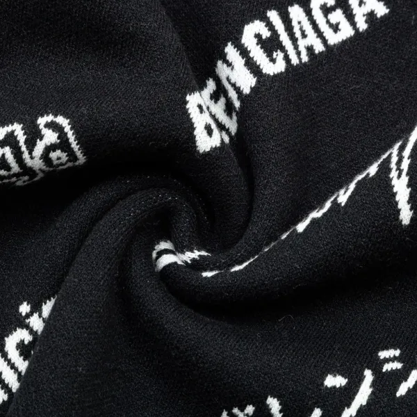 【BALENCIAGA   公式旗艦店】バレンシアガ  セーター好評に付き再入荷！ 240930