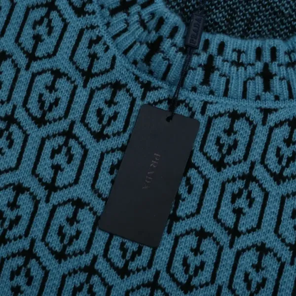 【PRADA   公式旗艦店】プラダ  セーター好評に付き再入荷！ 241031