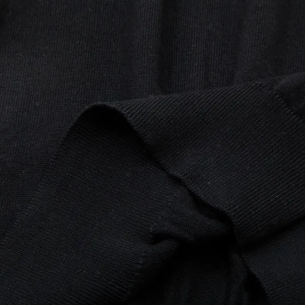 【PRADA 公式旗艦店】プラダ  セーター好評に付き再入荷！ 240930