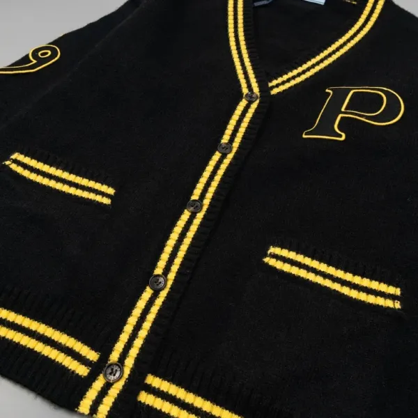 【PRADA 公式旗艦店】プラダ  セーター好評に付き再入荷！ 240930