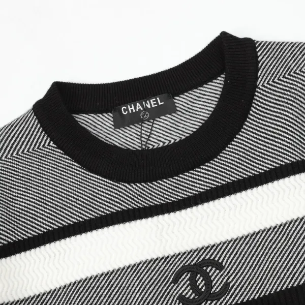 【CHANEL  公式旗艦店】シャネル  セーター好評に付き再入荷！ 241231