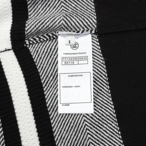 【CHANEL  公式旗艦店】シャネル  セーター好評に付き再入荷！ 241231