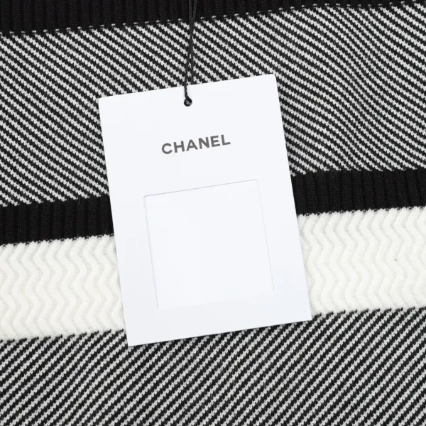 【CHANEL  公式旗艦店】シャネル  セーター好評に付き再入荷！ 241231