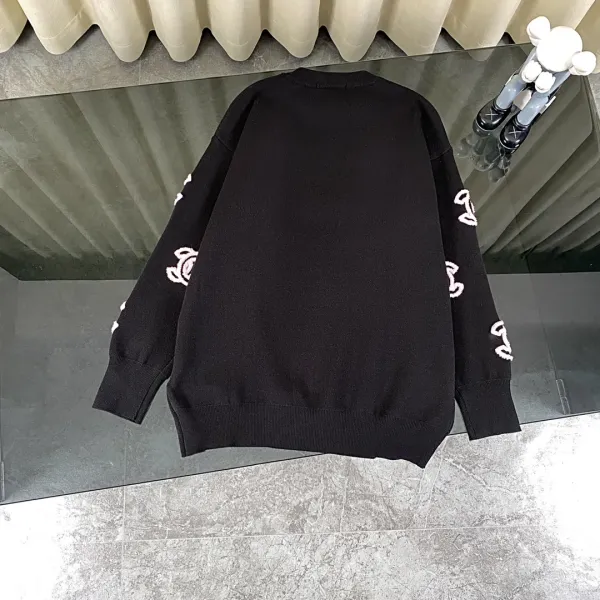 【CHANEL  公式旗艦店】シャネル  セーター好評に付き再入荷！ 241231