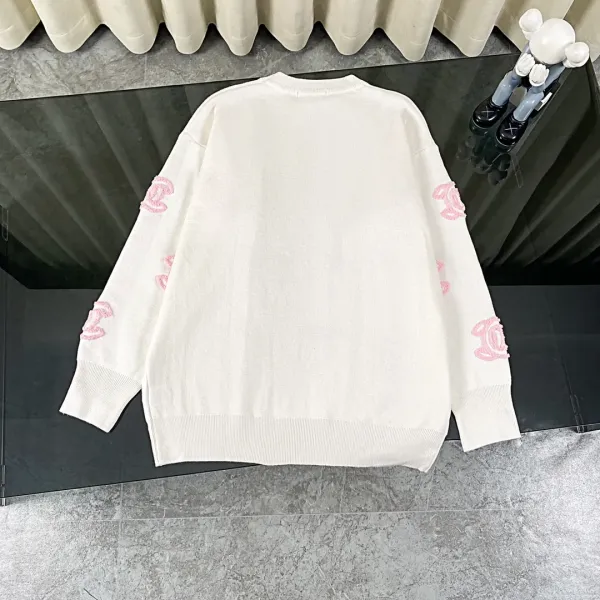 【CHANEL  公式旗艦店】シャネル  セーター好評に付き再入荷！ 241231