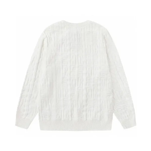 【GIVENCHY   公式旗艦店】ジバンシー  セーター好評に付き再入荷！ 241031