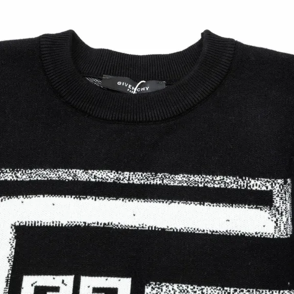 【GIVENCHY  公式旗艦店】ジバンシー  セーター好評に付き再入荷！ 240930