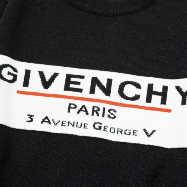 【GIVENCHY  公式旗艦店】ジバンシー  セーター好評に付き再入荷！ 240930