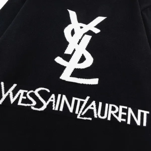【YSL SAINT LAURENT   公式旗艦店】サンローラン   セーター好評に付き再入荷！ 241116
