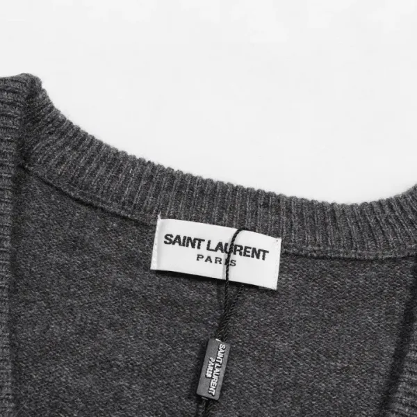 【YSL SAINT LAURENT   公式旗艦店】サンローラン   セーター好評に付き再入荷！ 241116