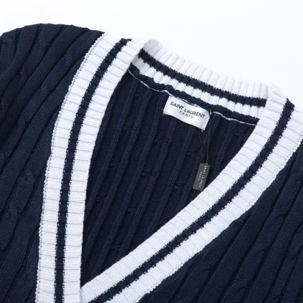 【YSL SAINT LAURENT   公式旗艦店】サンローラン   セーター好評に付き再入荷！ 241116