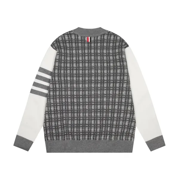 【ThomBrowne  公式旗艦店】トムブラウン  セーター  ご好評に付き再入荷！241230