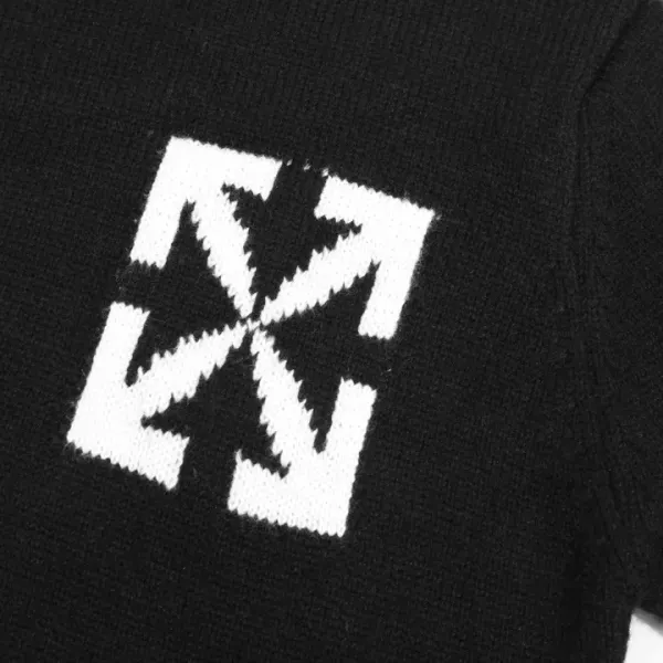 【OFF-WHITE   公式旗艦店】OFF-WHITE   セーター好評に付き再入荷！250109