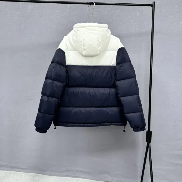 【NIKE  公式旗艦店】ナイキ ダウンジャケット ご好評に付き再入荷！ 241225