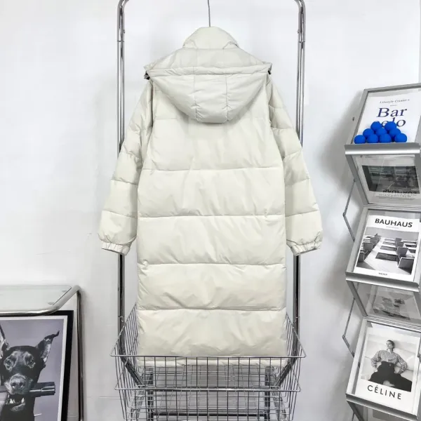 【NIKE  公式旗艦店】ナイキ ダウンジャケット ご好評に付き再入荷！ 241225