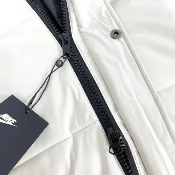 【NIKE  公式旗艦店】ナイキ ダウンジャケット ご好評に付き再入荷！ 241225