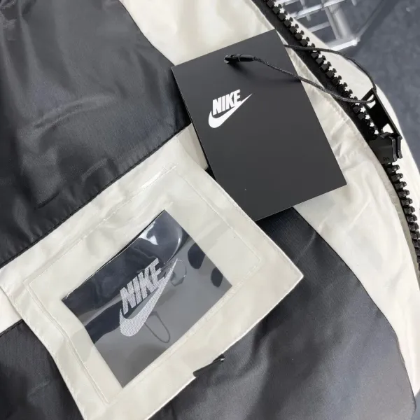 【NIKE  公式旗艦店】ナイキ ダウンジャケット ご好評に付き再入荷！ 241225
