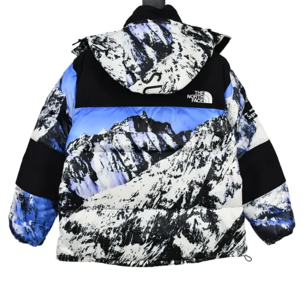 【The North Face & Supreme公式旗艦店】 ダウンジャケット ご好評に付き再入荷！  241205