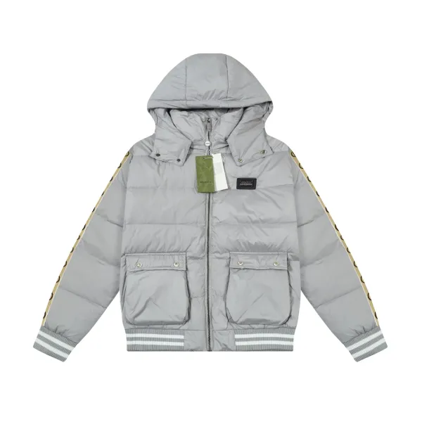 【GUCCI  公式旗艦店】グッチ   ダウンジャケット ご好評に付き再入荷！241205