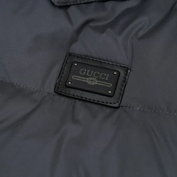 【GUCCI  公式旗艦店】グッチ   ダウンジャケット ご好評に付き再入荷！241205