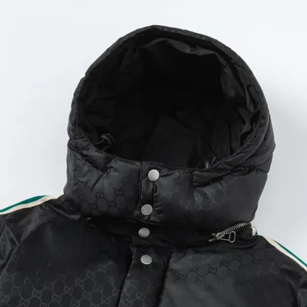 【GUCCI  公式旗艦店】グッチ   ダウンジャケット ご好評に付き再入荷！241205
