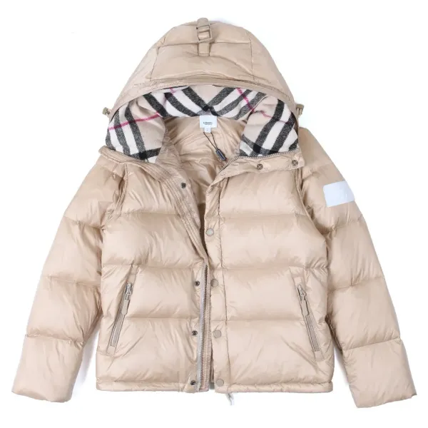 【BURBERRY  公式旗艦店】バーバリー  ダウンジャケット ご好評に付き再入荷！241226